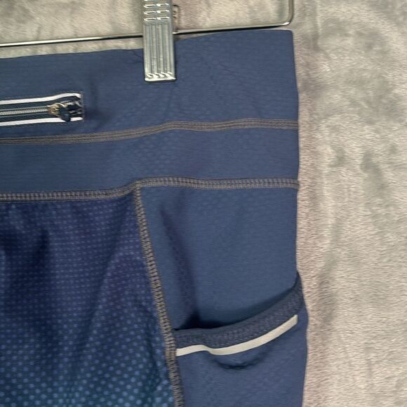 Athleta Blue Ombré Faded Out Dobby Be Free Capri Leggings Pockets Size Small - Picture 9 of 11